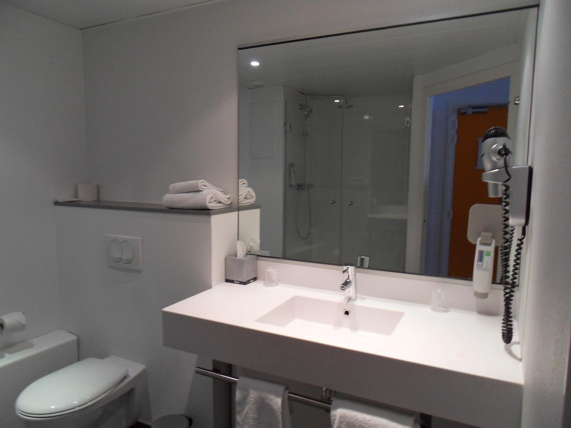 Ibis Styles Grenoble Centre Gare Exterior foto
