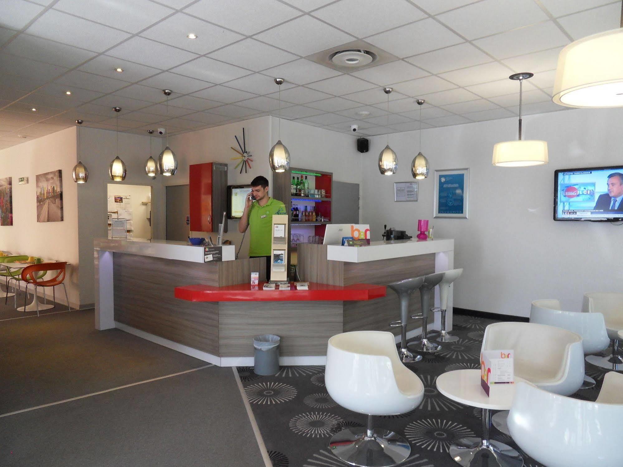 Ibis Styles Grenoble Centre Gare Exterior foto