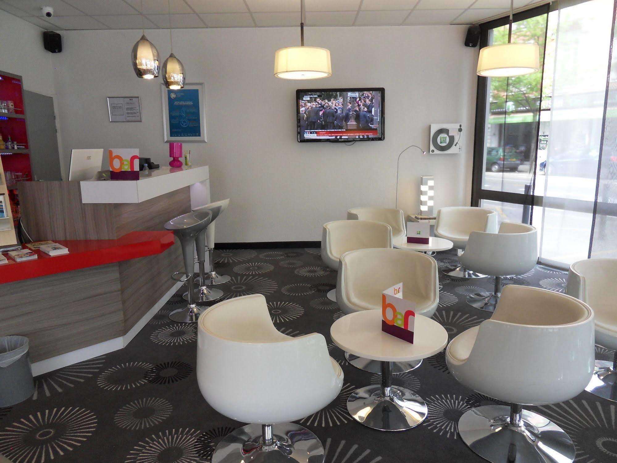 Ibis Styles Grenoble Centre Gare Exterior foto
